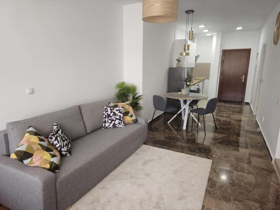 Tao City Center Apartment With Fee Wifi And Air Con By Namaste Elite Torremolinos Exteriör bild